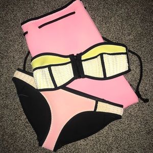 TRIANGL bathing suit set